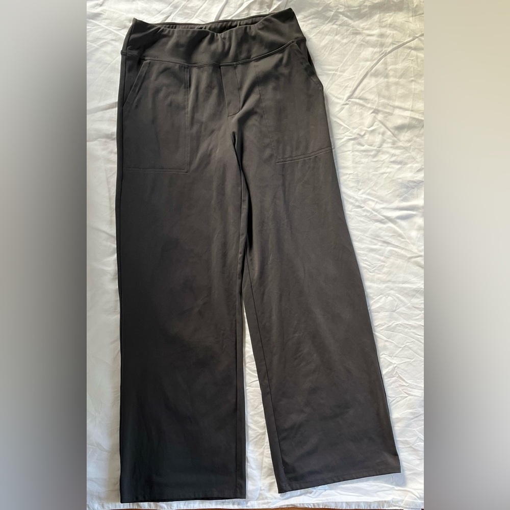 G4FREE Black Active Leggings - Size L